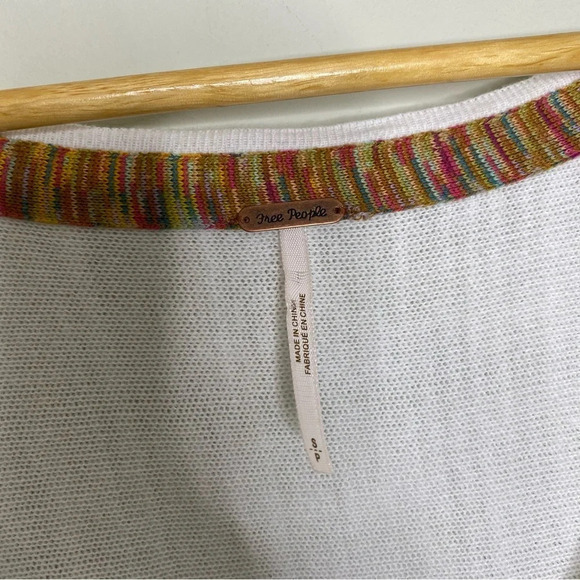 Free People White Bell Sleeve Plunging Neckline Sundae Sweater Size Small - Picture 5 of 11